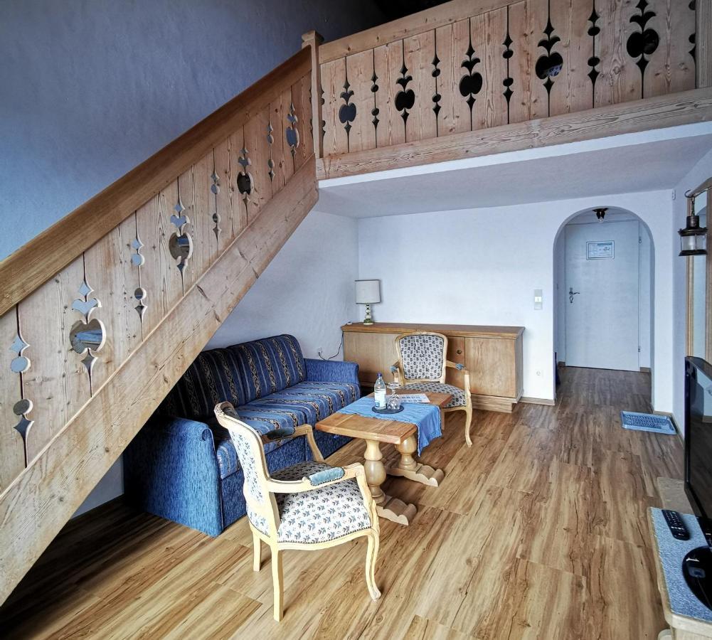 Gasthof & Hotel Zur Post Wallgau Dış mekan fotoğraf
