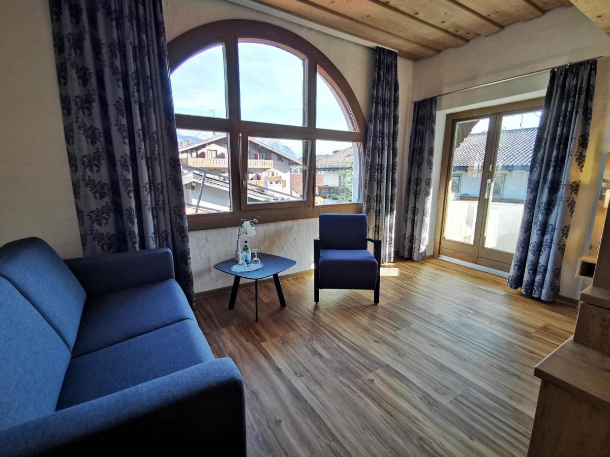 Gasthof & Hotel Zur Post Wallgau Dış mekan fotoğraf