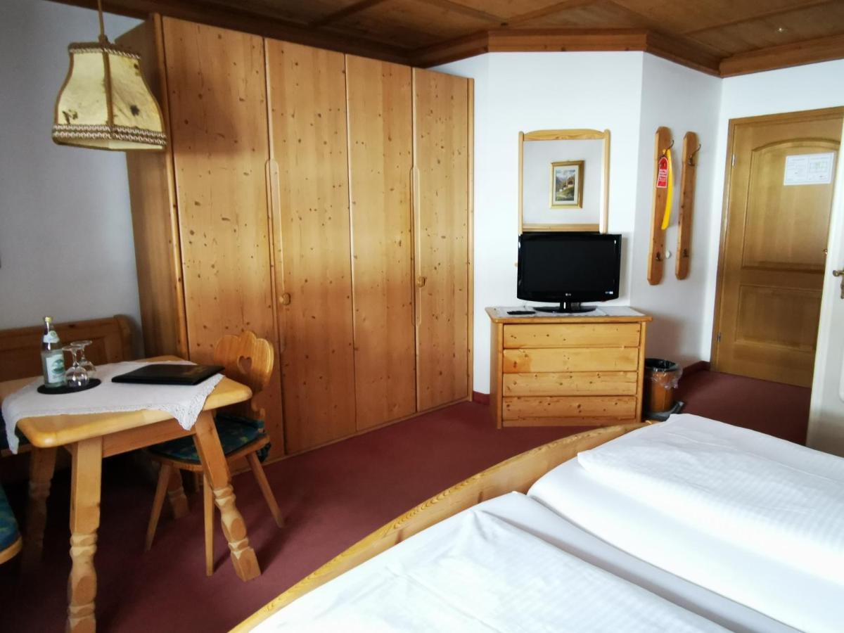 Gasthof & Hotel Zur Post Wallgau Dış mekan fotoğraf