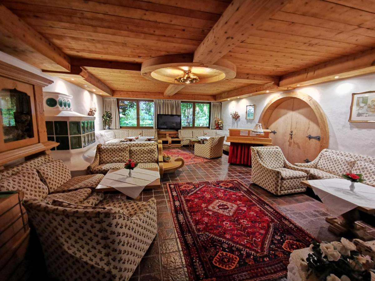Gasthof & Hotel Zur Post Wallgau Dış mekan fotoğraf