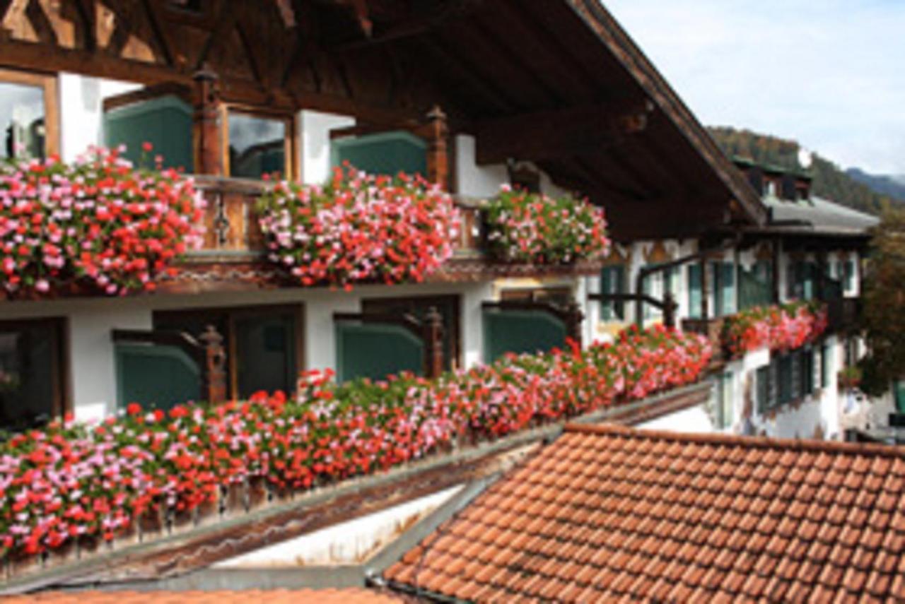 Gasthof & Hotel Zur Post Wallgau Dış mekan fotoğraf