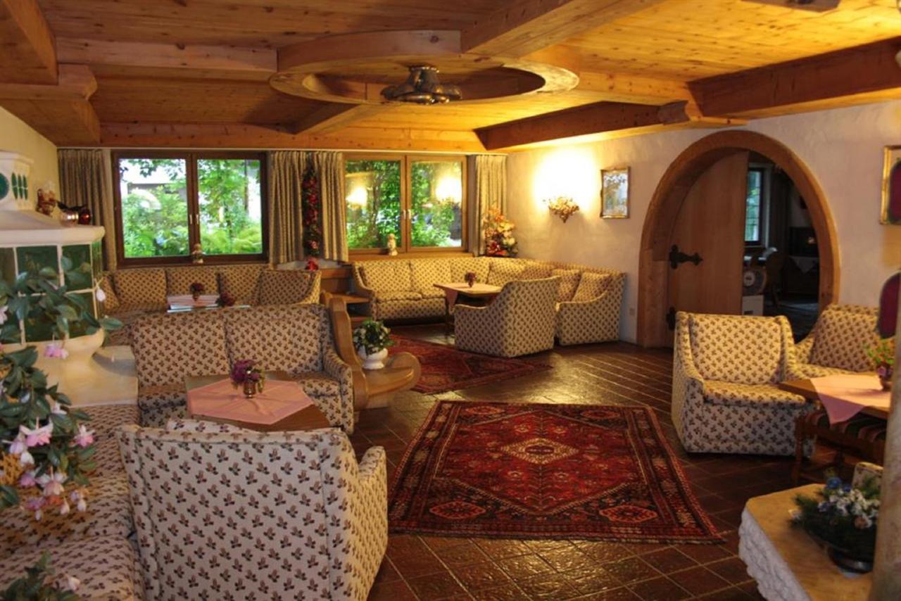 Gasthof & Hotel Zur Post Wallgau Dış mekan fotoğraf